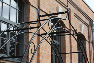 Produktbild von GardenAndPools Rosenbogen HOLLAND Lilie-Spitze B1,60 m Schwarz Pergola Metallrosenbogen Gartenbogen Rosensäule Rose Arches Arco da Giordino Rozenboog