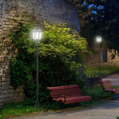 Immagine prodotto di Lampada da giardino solare con effetto fiamma – 6 LED | Colore: nero | Dimensioni: 26,5 x 26,5 x 177 cm