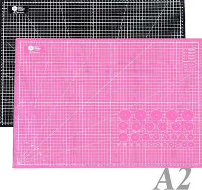 Zdjęcie produktu dla Mata do cięcia samonakładająca się A2 60 x 45 cm – dwustronna, z siatką i oznaczeniami