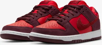 Produktbild von Nike SB Dunk Low Pro "Cherry", DM0807-600, Größe: 44