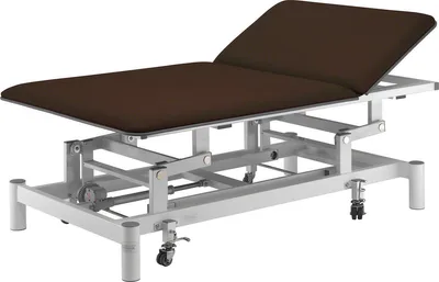 Produktbild von Bobathliege Pro Power mit Kopfteil und Radhebesystem