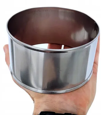 Produktbild von EkoForemki Kleiner Backring 11 cm aus Edelstahl für Kuchen