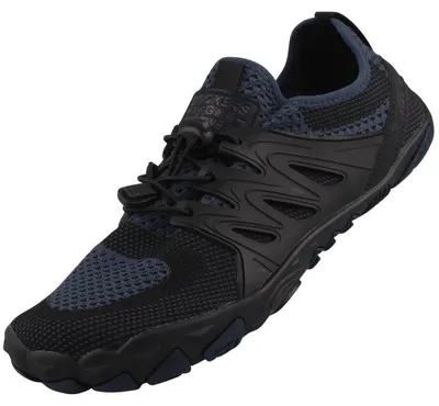 Das Bild zeigt einen blauen Freizeitschuh mit weißen Details und einer weißen Sohle. Der Schuh ist von der linken Seite zu sehen und steht auf einem hellen Hintergrund.
