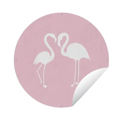 Produktbild von Gartenposter Rund - Zwei weiße Silhouetten von Flamingos vor einem hellrosa Hintergrund - Ø 120 cm