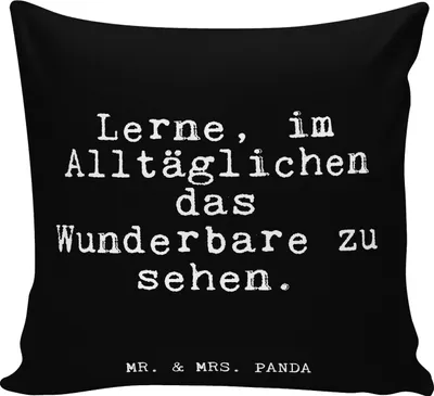 Produktbild von Mr. & Mrs. Panda kuschelkissen 40x40 Lerne, im Alltäglichen das... - Schwarz - Geschenk, Weisheit, Kopfkissen, Lebenskunst, Leben, Deko Kissen, Spruch, Lustige Sprüche
