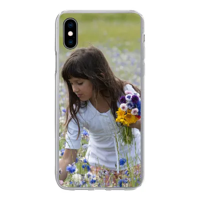 Produktbild von MuchoWow® Handyhülle Schutzhülle Hülle für iPhone Xs Mädchen - Blumen - Wiese Silikon Softcase Handy Hülle - Handytasche