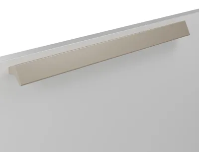 Immagine prodotto di Maniglia per mobili in zamak, distanza tra i fori di 320 mm, finitura nichelata