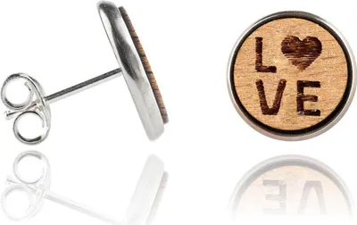 Produktbild von Holzohrstecker Edelstahl mit LOVE in Buchenholz