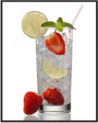 Produktbild von Wallario Wandbild Glas Wasser mit Erdbeeren, Größe: 40,30 x 50,30 cm, Poster mit schwarzem Aluminiumrahmen