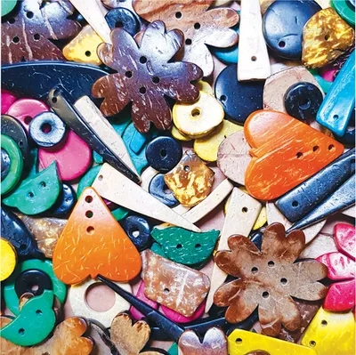 Produktbild von EDUPLAY 370154 Formen aus Kokosnussschalen bunt (250 g)