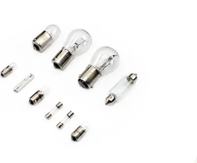 Immagine prodotto di MZA GLÜWO - Set di 10 lampadine, 6V 15W, per fari anteriori, compatibile con Simson KR51/1 S50 SR4-2