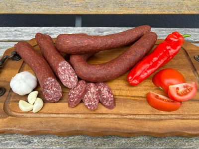 Produktbild von 1 KG Rindersalami nach bosnischem Rezept Suduk Sucuk Sudzuk Salami rein Rind