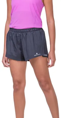 Produktbild von Ronhill Tech Race Short Damen Laufshorts Schwarz M