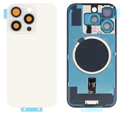 Produktbild von iPhone 16 Pro Backcover Titan Weiß