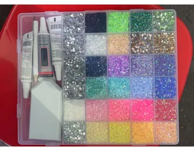 Imagen del producto de Juego de pedrería, 40.000 unidades, 3 mm, 30 colores, con pinzas, para manualidades