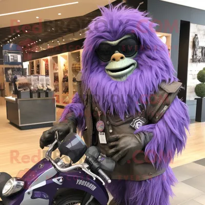 Immagine prodotto di Personaggio del costume della mascotte REDBROKOLY di Sasquatch lavanda vestito con una giacca da motociclista e portamonete