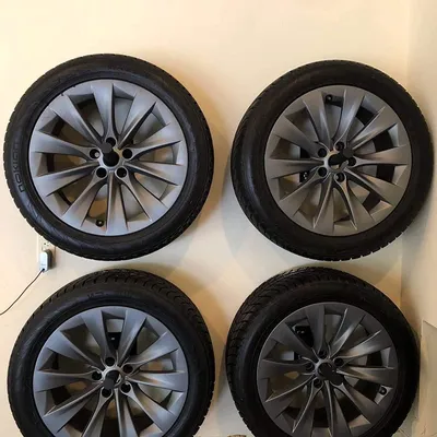 Obrázok produktu pre 40 cm úložné háky - oceľové garážové háky - nástenné stojany na pneumatiky - stojan na kolesá