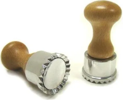 Produktbild von Raviolischneider rund mit Stößel / Auswerfer - 5 cm - Eppicotispai