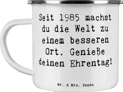 Produktbild von Mr. & Mrs. Panda becher emaille Spruch 1985 Geburtstag - Weiß - Geschenk, Geschenke, Kaffeepott, Haferl, Outdoor Tasse, Geburtstagsgeschenk, Alter, Geburtsjahr, Jubiläum