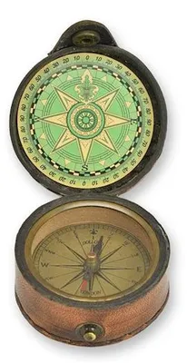 Productafbeelding van A Brass Compass In PolyurethanCasing