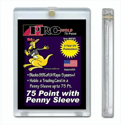 Produktbild von BCW PRO-MOLD Sleeved Magnetic Card Holder 75pt