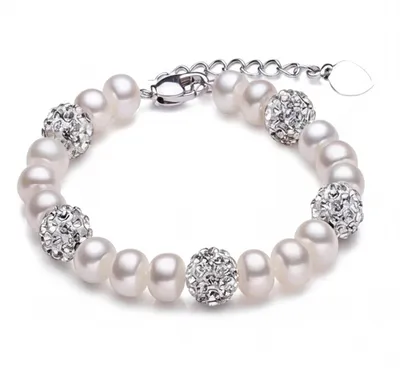 Produktbild von Süßwasserperlen Armband mit glitzernden Strass-Perlen – Elegantes Damen Schmuckstück – Perlenweiß