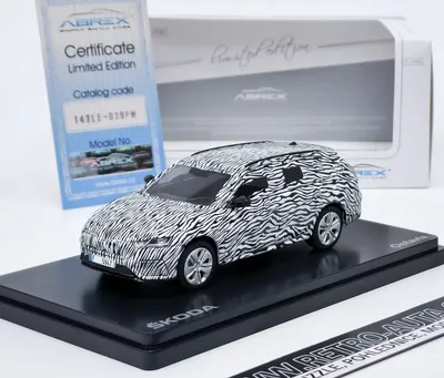 Produktbild von Skoda Octavia IV Combi RS (2020) Maskierter Prototyp Abrex 1:43