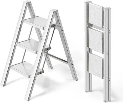 Productafbeelding van Famanu huishoudtrap, 3 treden, aluminium - Lichtgewicht met brede, antislip treden (82,5 cm)