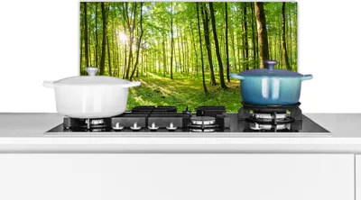 Produktbild von KitchenYeah®  Spritzschutz Küche - Küchenrückwand - Wandschutz für Herd und Spüle - Natur - Bäume - Wald - Grün - Sonnenlicht 60x30 - Alu-Dibond (Alternative zum Spritzschutz aus Glas) - Hitzebeständi
