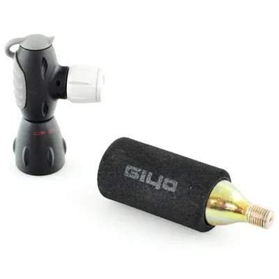 Immagine prodotto di Kit di gonfiaggio GIYO + cartuccia di CO2