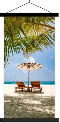 Produktbild von MuchoWow® Textilposter Strand - Strandkorb - Sonnenschirm 90x180 cm mit schwarzem Rahmen - Dekoration Wohnzimmer