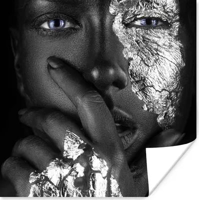 Produktbild von MuchoWow® Poster Schwarz - Weiblich - Silber 30x30 cm - Wandposter - Printing