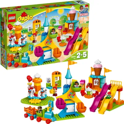 Produktbild von LEGO 10840 DUPLO Großer Jahrmarkt mit Zug & Rutsche