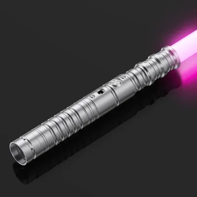 Immagine prodotto di Spada laser RGB FX - Spada laser a LED - 7 colori RGB - Adatta per duelli e collegabile - Batteria ricaricabile al litio - Manico in alluminio - Ideale per cosplay e Halloween - Argento