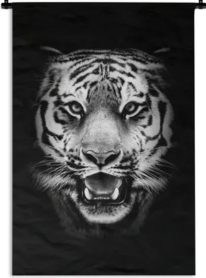 Produktbild von MuchoWow® Wandteppich Wandbehang Kopf eines Tigers vor schwarzem Hintergrund - schwarz und weiß 90x135 cm Tapisserie Dekoration Wandtuch - Baumwolle - Wandskulptur