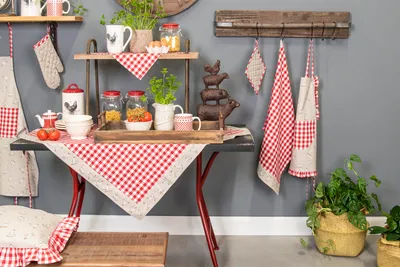 Produktbild von Clayre & Eef Kochschürze 70*85 cm Rot Beige Baumwolle Hühner Grillschürze Küchenschürze