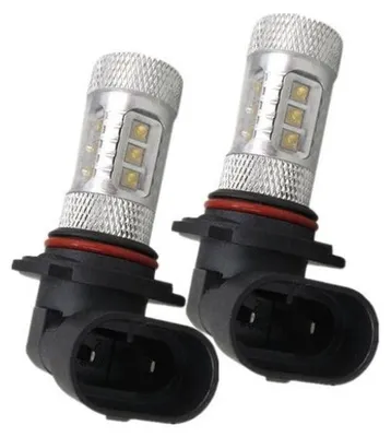 Image de 2 ampoules LED HB4 (9006) avec lentille grossissante pour phares halogènes