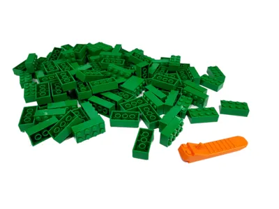 Obrázok produktu pre LEGO: 100 zelených kociek 2x4 s oddelovacom kociek