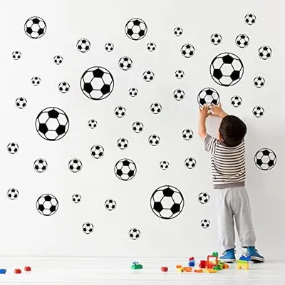 Produktbild von 104 Stück Fußball-Aufkleber,Fußball-Wandaufkleber, Wandkunst, DIY, Fußball-Dekoration, Aufkleber für Kinderzimmer, Jungen, Teenager, Mädchen, Schlafzimmer, Spielzimmer, Wohnzimmer, Fenster