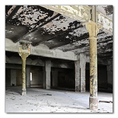 Produktbild von Wallario selbstklebende Möbelfolie/ Tischdecke für Innen und Außen, Größe: 70 x 70 cm - Verlasse Brauerei - Alte Industriehalle
