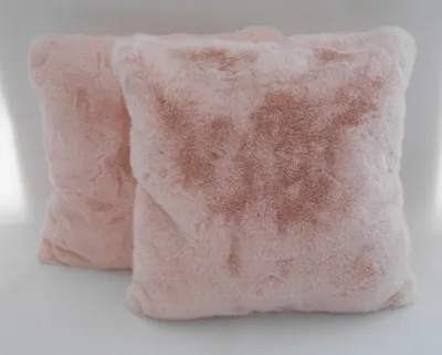 Produktbild von Kissen Sofakissen Schaffell Hasenfell Fell Fellkissen Kissen Kissenbezug ca. 40x40 cm Deko Kunstfell gefüllt 2er Set mit Reißverschluss Farbe: Hasenfelloptik Rosé
