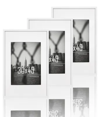Obrázek produktu pro Sada tří fotorámů, rozměr 30 x 45 cm, bílá barva, s rámečkem, určená pro fotografie