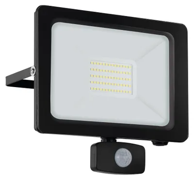 Productafbeelding van EGLO Faedo 3, wandlamp voor buiten, zwart, transparant, aluminium, glas, IP44, geschikt voor gevelmontage