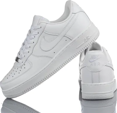 Produktbild von Nike Air Force 1 Low LE Triple White (GS) - EU: 38.5