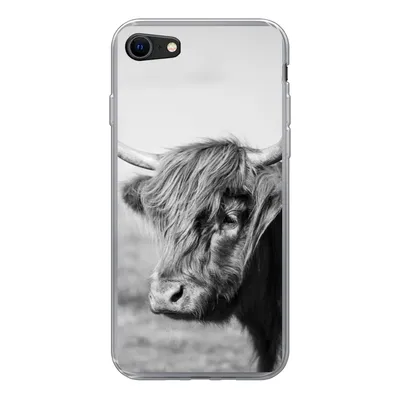 Produktbild von MuchoWow® Handyhülle Schutzhülle Hülle für iPhone SE 2022 Schottischer Highlander - Tiere - Schwarz - Weiß Silikon Softcase Handy Hülle