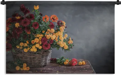 Produktbild von MuchoWow® Wandteppich Wandbehang Stilleben - Korb - Chrysantheme 90x60 cm Tapisserie Dekoration Wandtuch - Wandskulpturen - Bildteppich