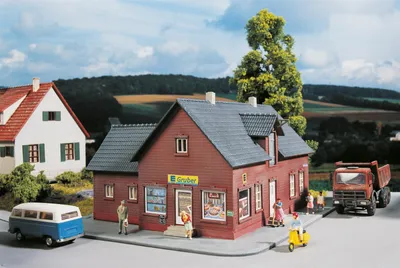 Produktbild von Piko Modellbausatz Edeka Laden, sehr detailliert, H0 Maßstab 1:87, 194 x 160 x 90 mm