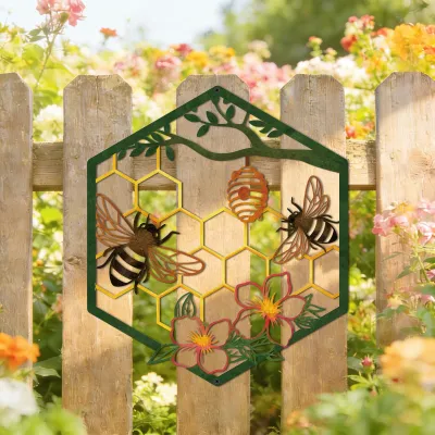 Metallene Bienen-Wandkunst, 28,3 x 24,7 cm, bunt