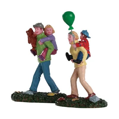 Zdjęcie produktu dla LEMAX Christmas Village: "Coming Home From The Fair" (82582)