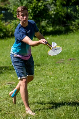Immagine prodotto di SCHILDKRÖT 970908 Set da badminton SCHILDKRÖT per 2 giocatori, rosso / giallo